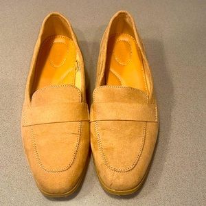 Old Navy City Loafers in Taupe Faux Suede